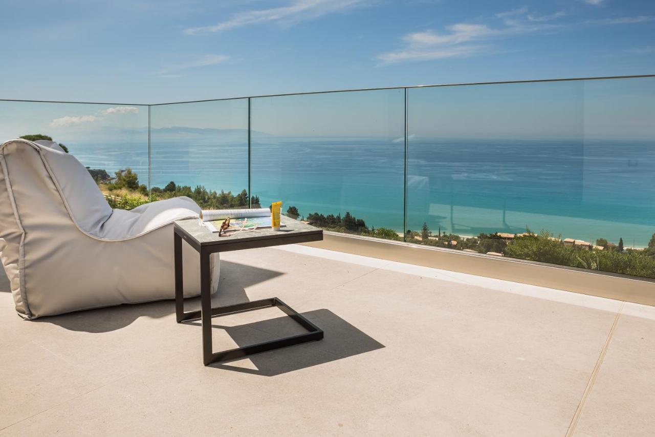 Mystique View Villas Lourdata  Esterno foto