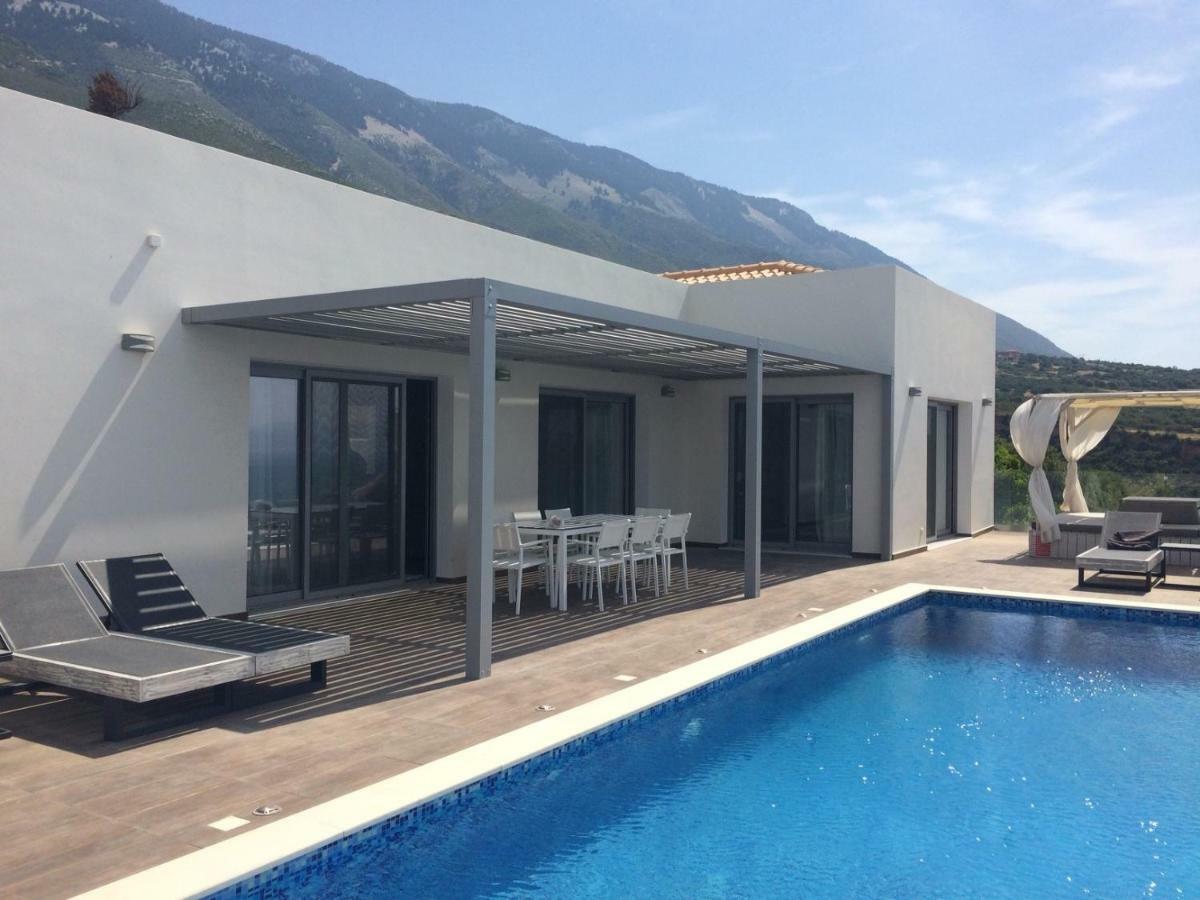Mystique View Villas Lourdata  Esterno foto